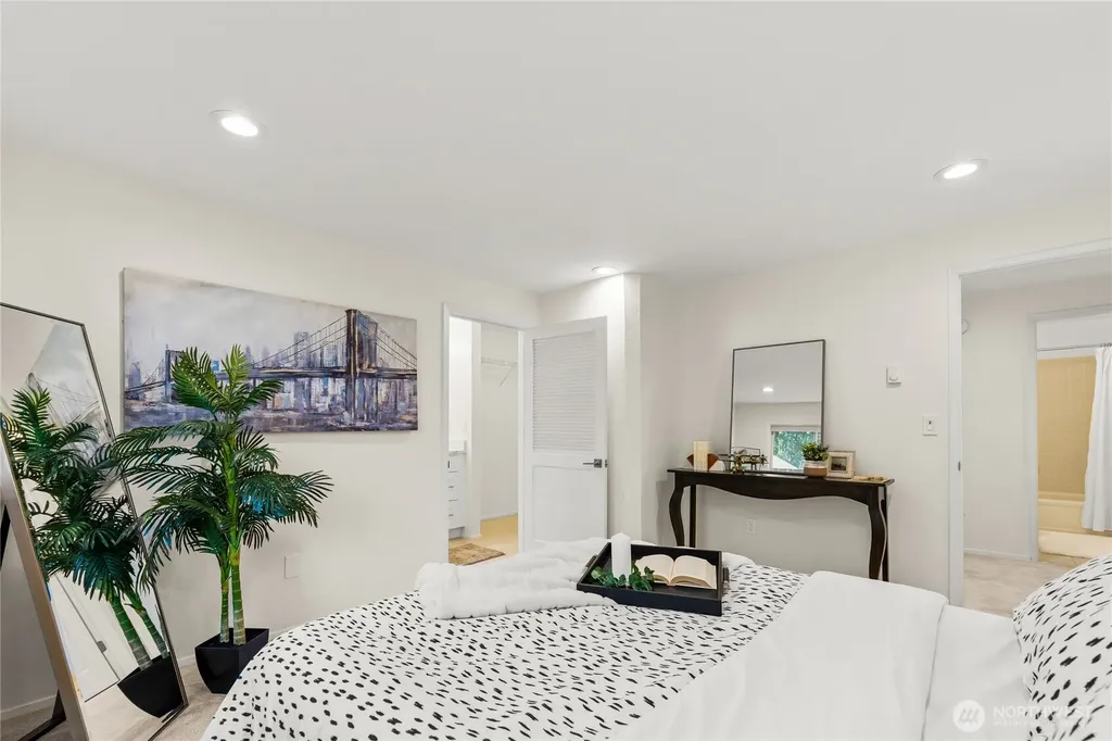 1218 101st Place NE Bellevue WA 98004