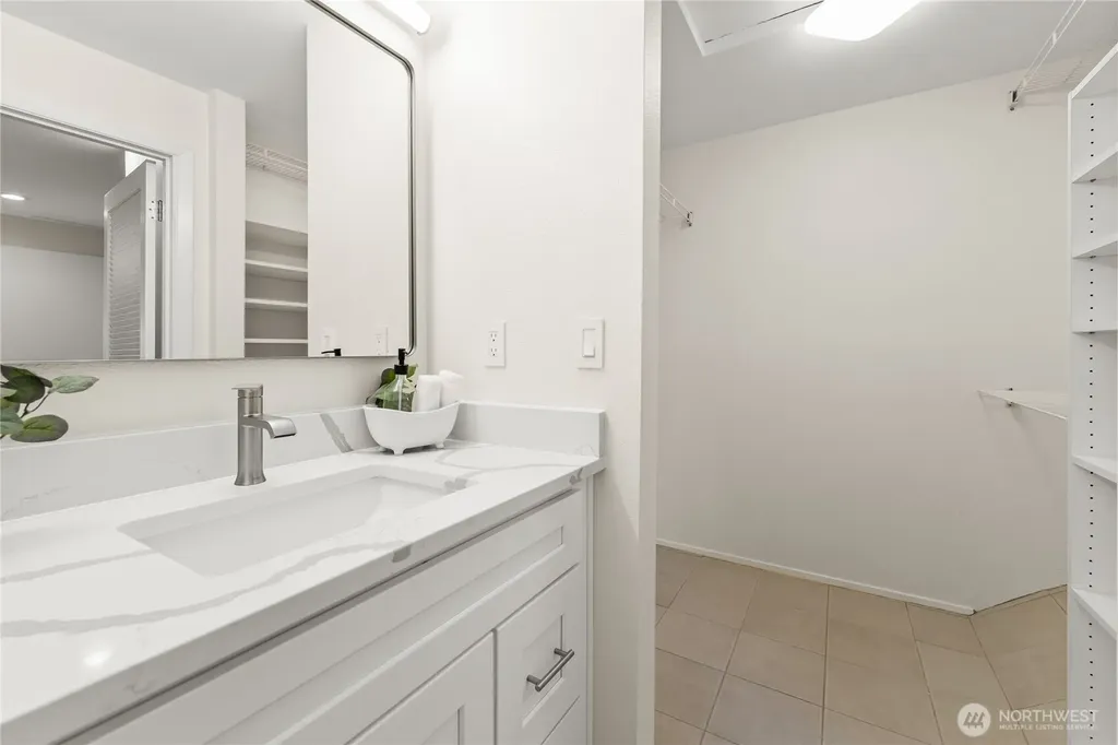 1218 101st Place NE Bellevue WA 98004