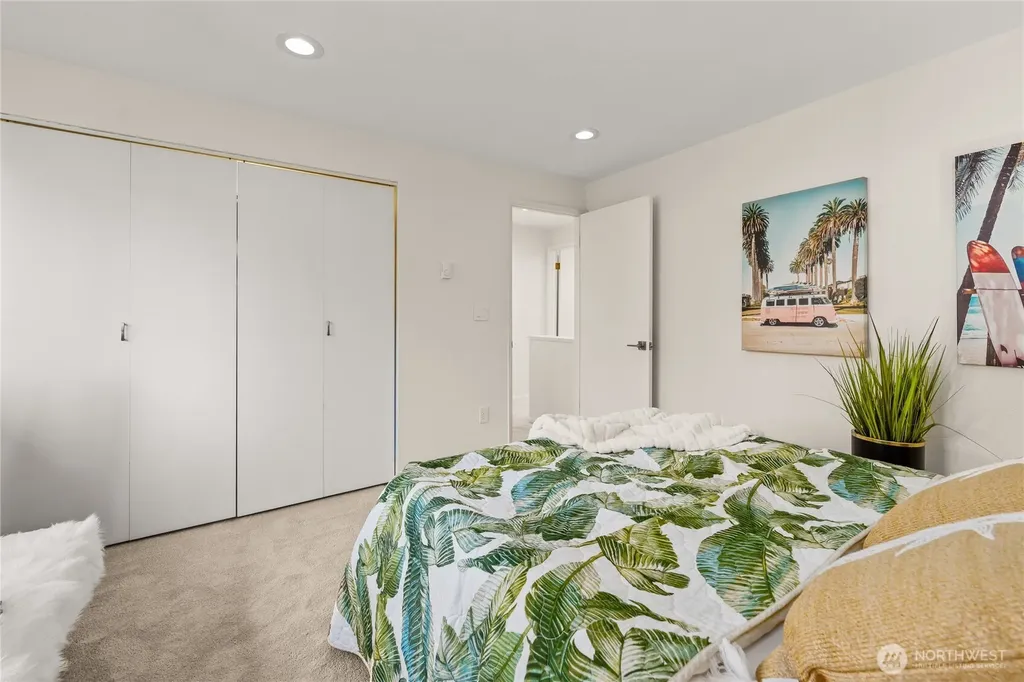 1218 101st Place NE Bellevue WA 98004