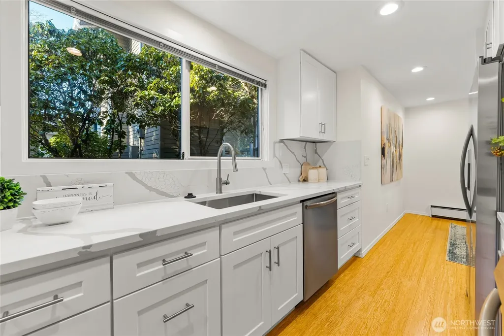 1218 101st Place NE Bellevue WA 98004