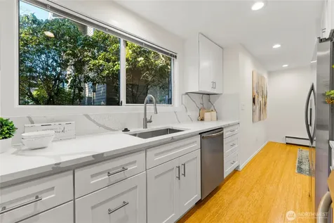 1218 101st Place NE Bellevue WA 98004
