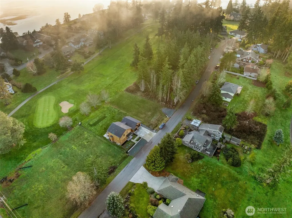 2378 Discovery Place Langley WA 98260