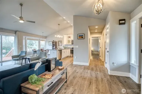 673 Island Circle SE Ocean Shores WA 98569