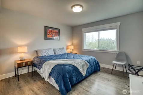 673 Island Circle SE Ocean Shores WA 98569