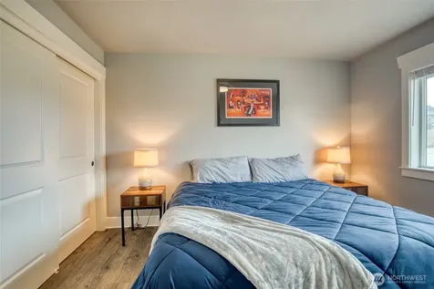 673 Island Circle SE Ocean Shores WA 98569