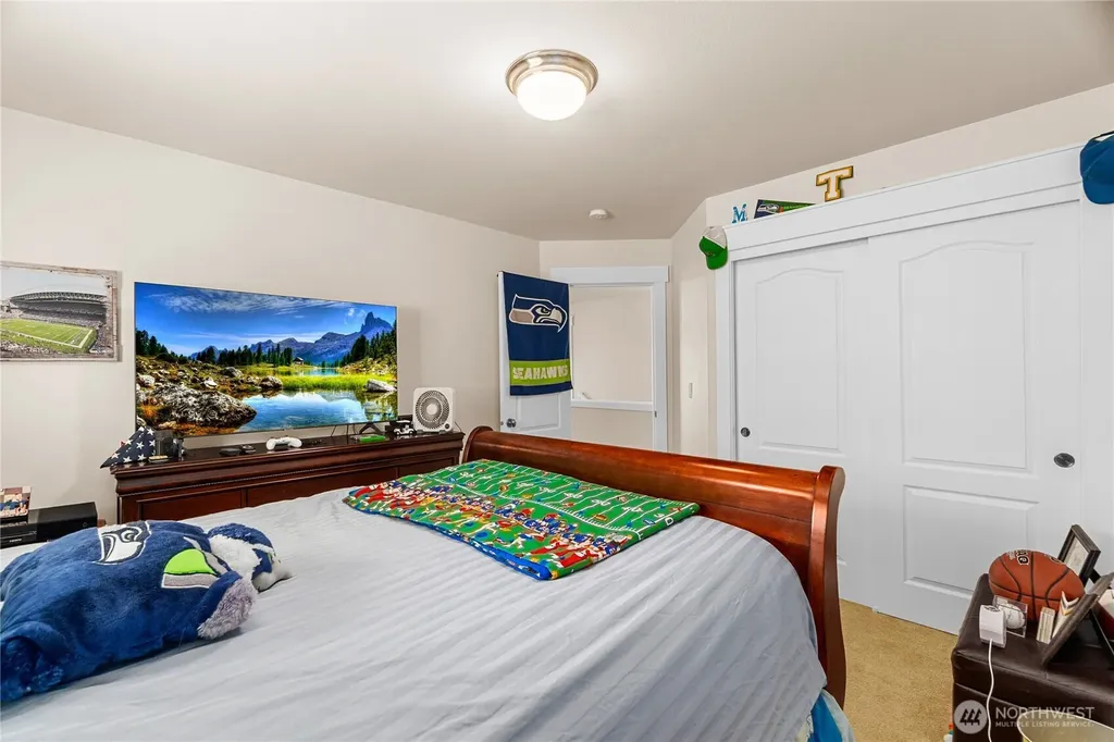12244 Dream Street SW Olympia WA 98512