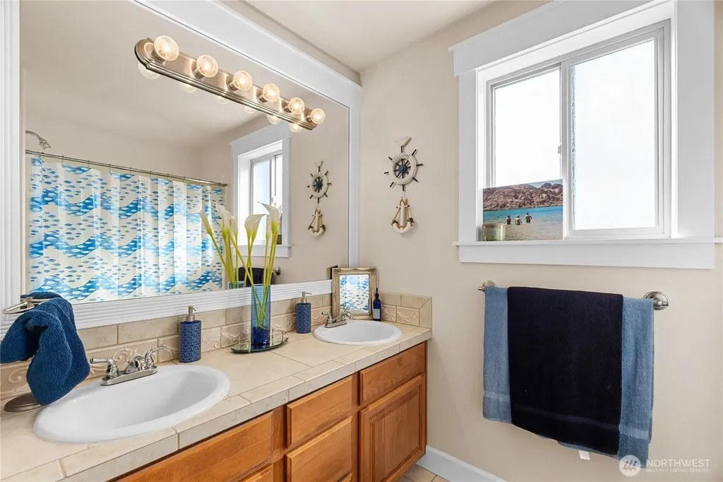 12244 Dream Street SW Olympia WA 98512