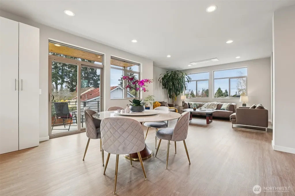 8410 17th Avenue SW Seattle WA 98106