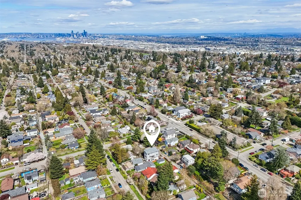 8410 17th Avenue SW Seattle WA 98106