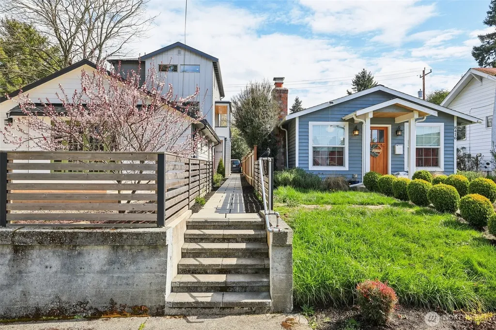 8410 17th Avenue SW Seattle WA 98106