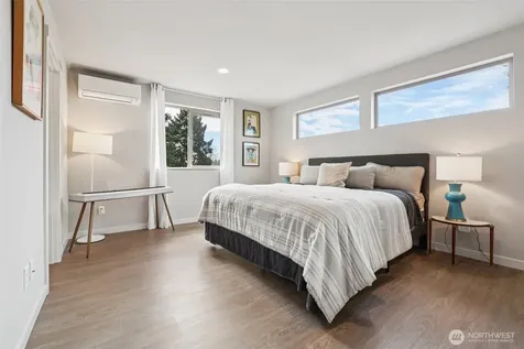 8410 17th Avenue SW Seattle WA 98106