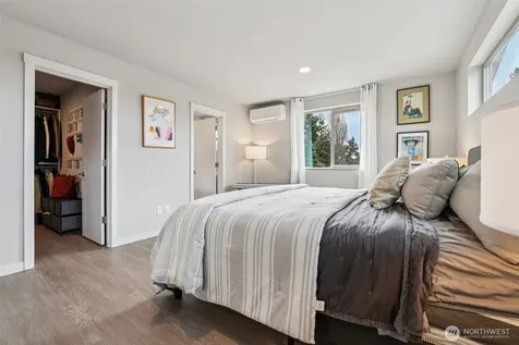 8410 17th Avenue SW Seattle WA 98106