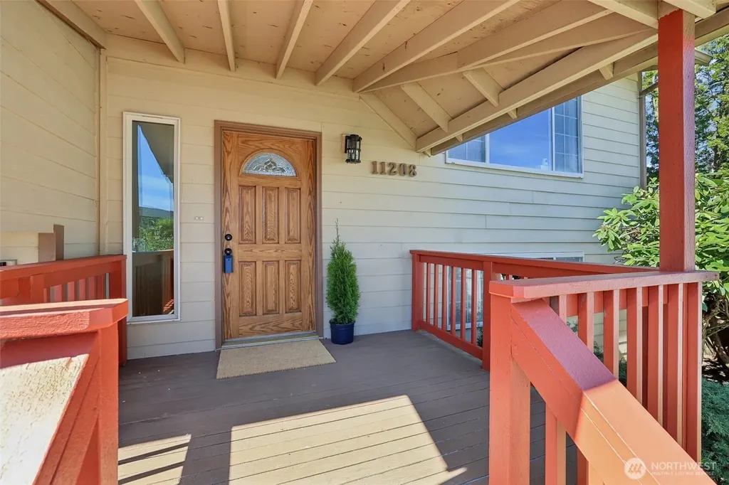11208 234th Place Kent WA 98031