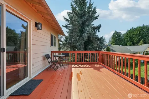 11208 234th Place Kent WA 98031