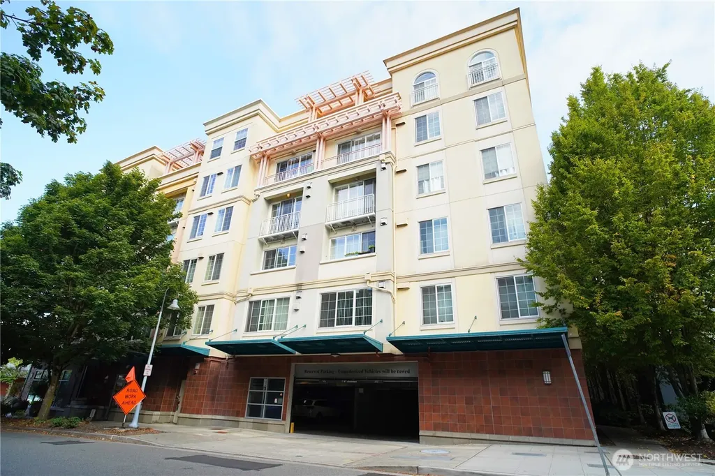 11004 NE 11th Street Bellevue WA 98004