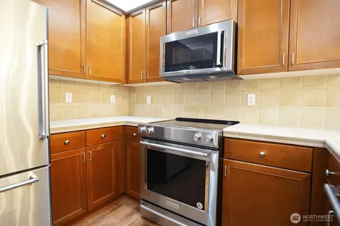 11004 NE 11th Street Bellevue WA 98004