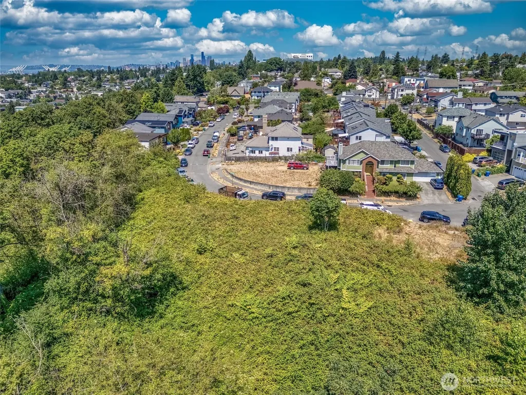 2005 S Raymond Street Seattle WA 98108