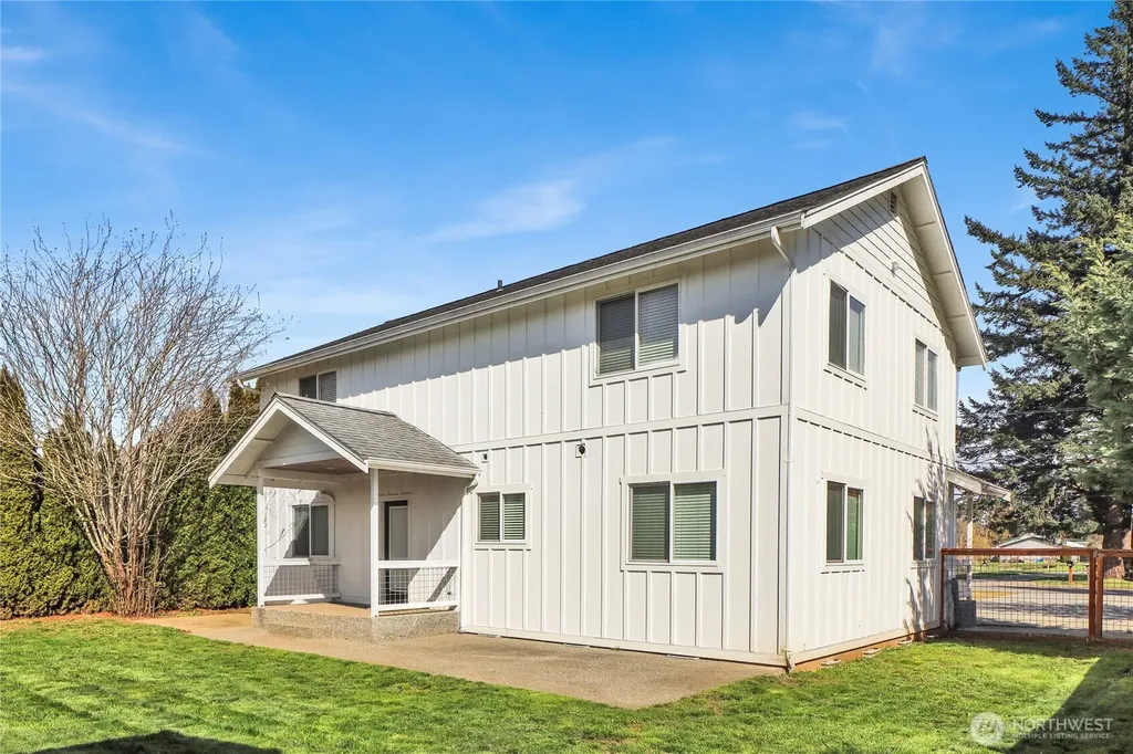 8457 Benson Road Lynden WA 98264