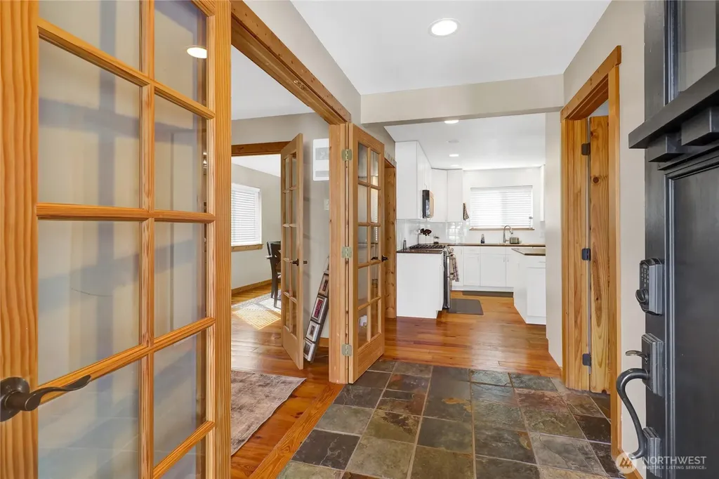 8457 Benson Road Lynden WA 98264
