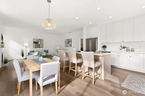 24023 SE 10th Street Sammamish WA 98075