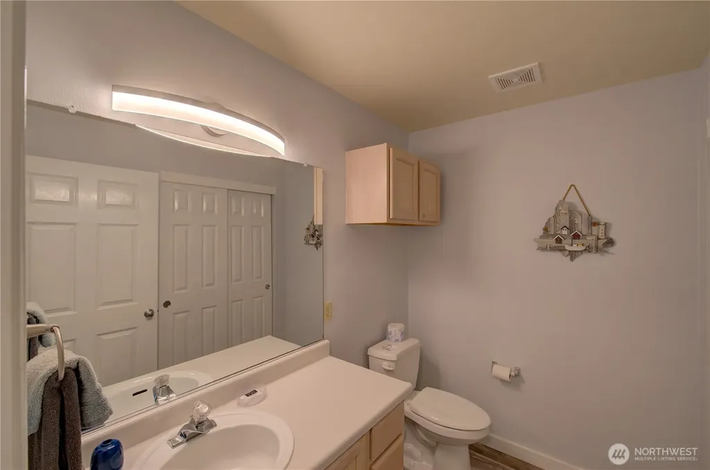 501 Shoreview Dr S Long Beach WA 98631