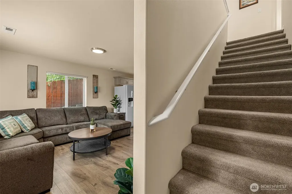 617 E Wapato Avenue Chelan WA 98816