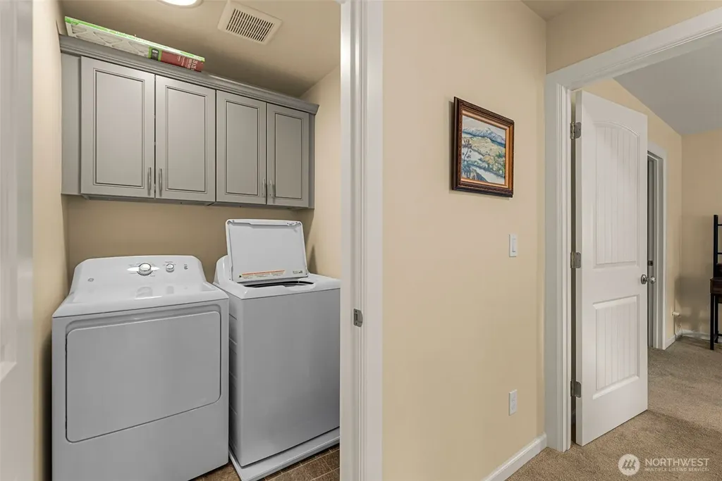 617 E Wapato Avenue Chelan WA 98816