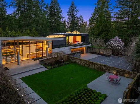 4445 140th Avenue NE Bellevue WA 98005