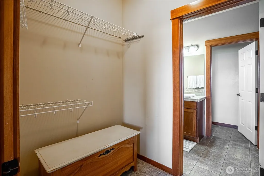 123 Red Hawk Drive Orondo WA 98843