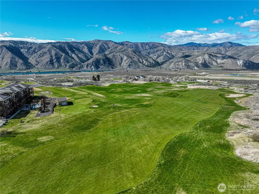 123 Red Hawk Drive Orondo WA 98843