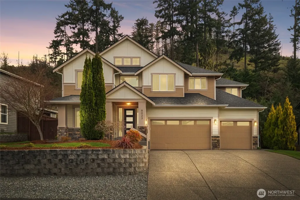 8023 173rd Avenue E Sumner WA 98390