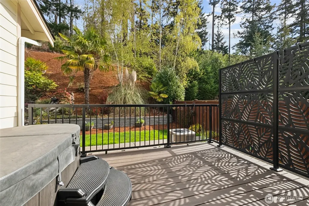 8023 173rd Avenue E Sumner WA 98390