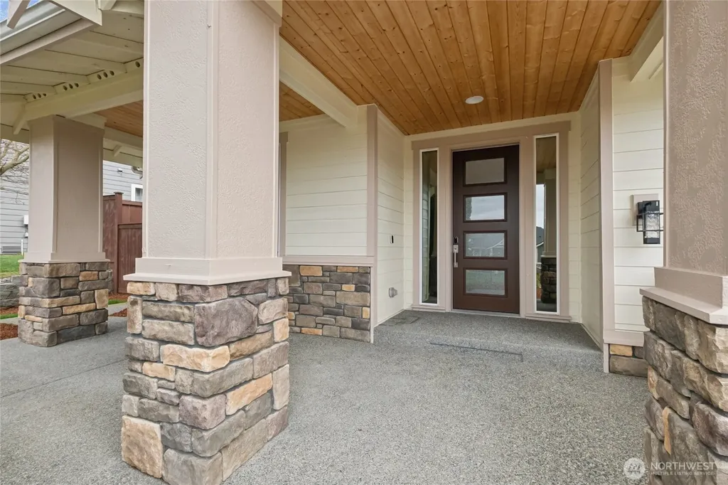 8023 173rd Avenue E Sumner WA 98390