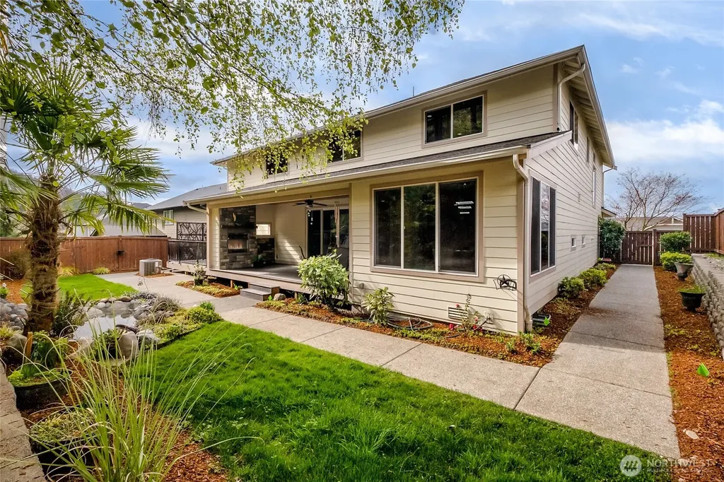 8023 173rd Avenue E Sumner WA 98390