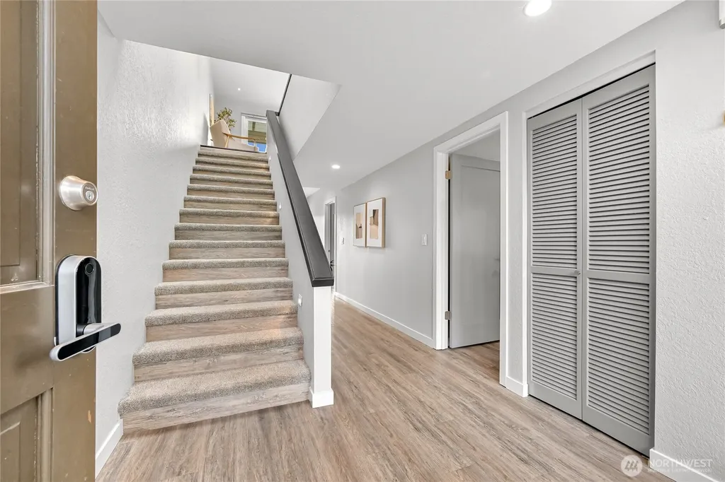 708 Poplar Drive Bellingham WA 98226