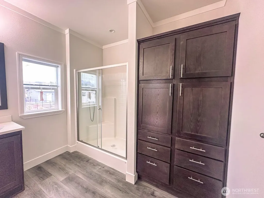 2101 Glacier Street Enumclaw WA 98022