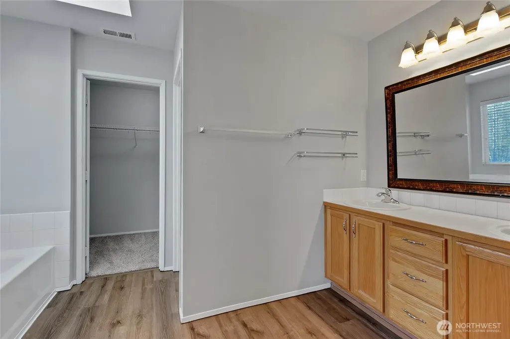 13605 116th Avenue Ct E Puyallup WA 98374