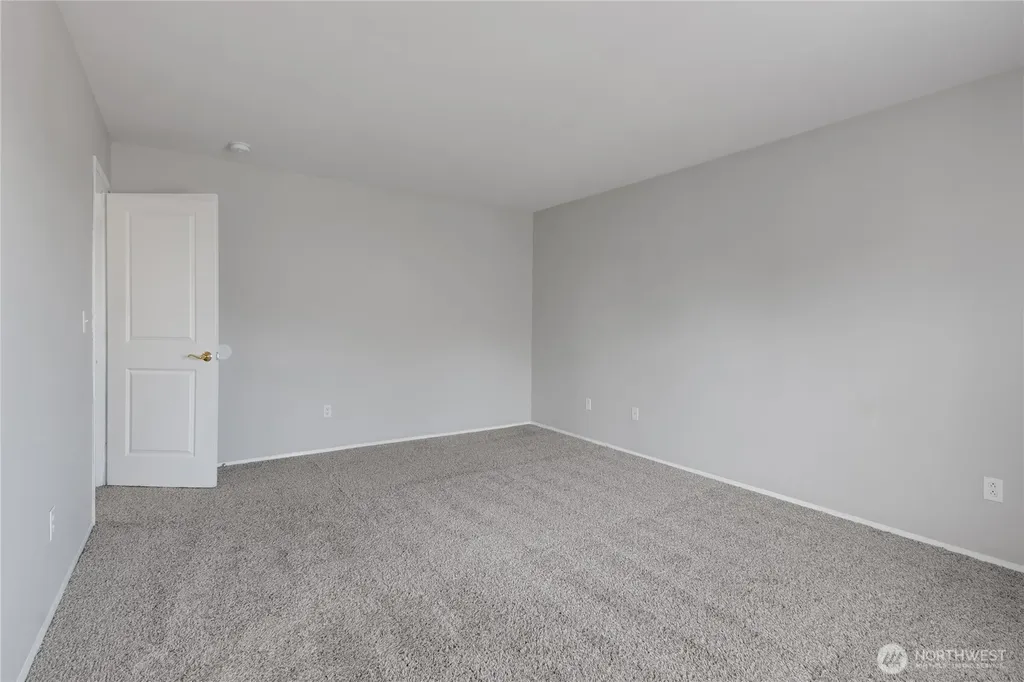 13605 116th Avenue Ct E Puyallup WA 98374