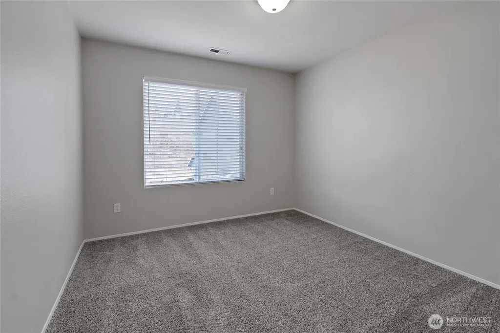 13605 116th Avenue Ct E Puyallup WA 98374