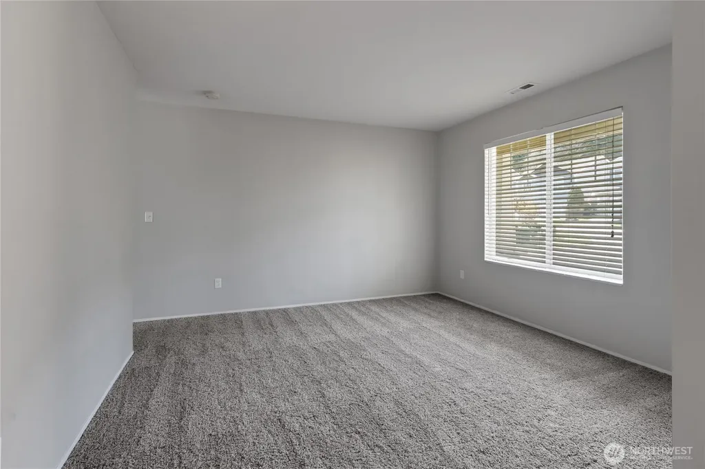 13605 116th Avenue Ct E Puyallup WA 98374