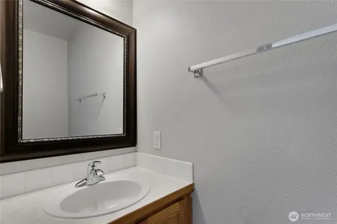 13605 116th Avenue Ct E Puyallup WA 98374