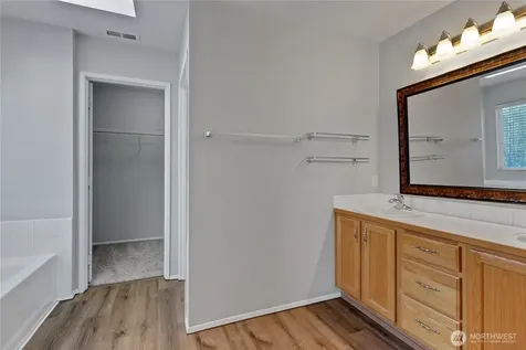 13605 116th Avenue Ct E Puyallup WA 98374