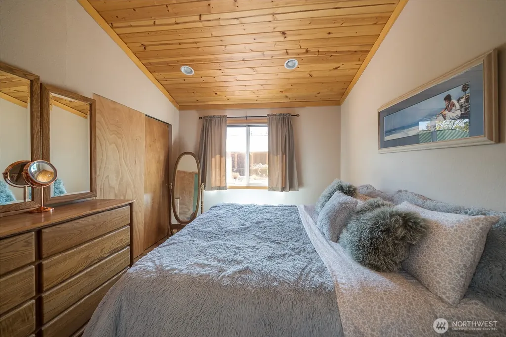 6 Kelli Lane Carlton WA 98814