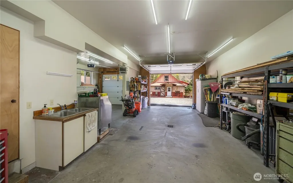 6 Kelli Lane Carlton WA 98814