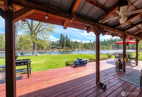 6 Kelli Lane Carlton WA 98814