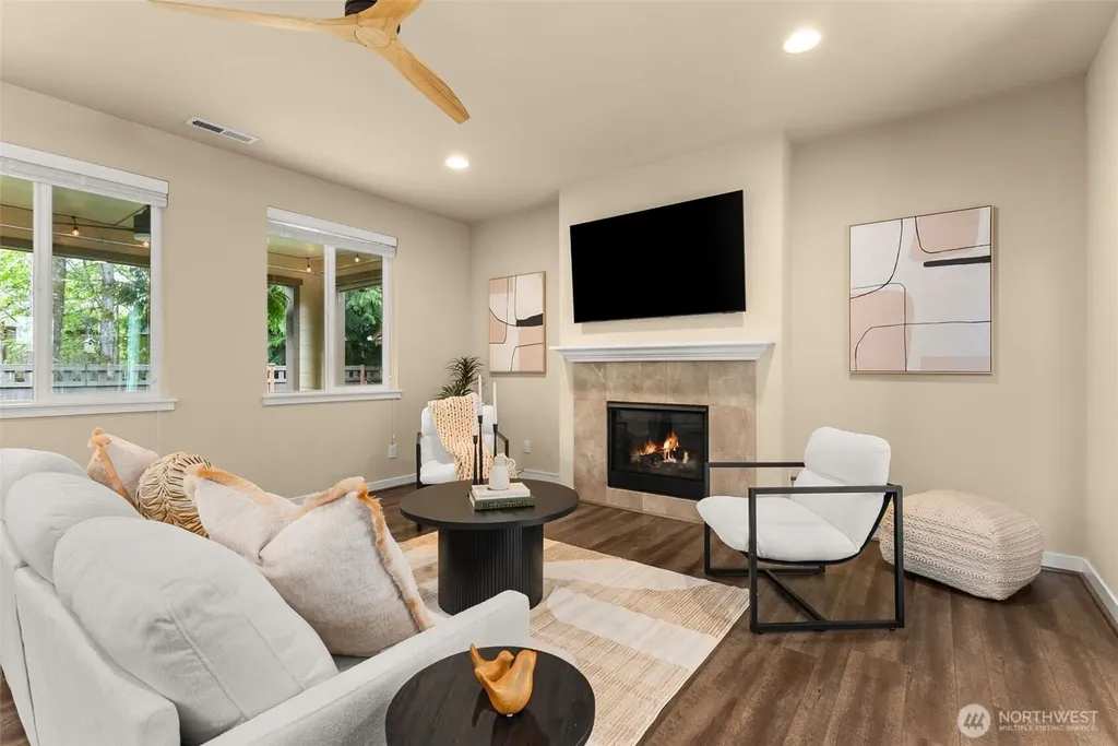 8896 Silverspot Drive SE Tumwater WA 98501
