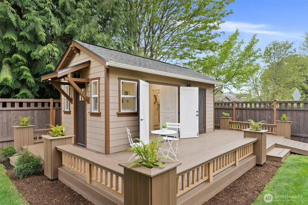 8896 Silverspot Drive SE Tumwater WA 98501