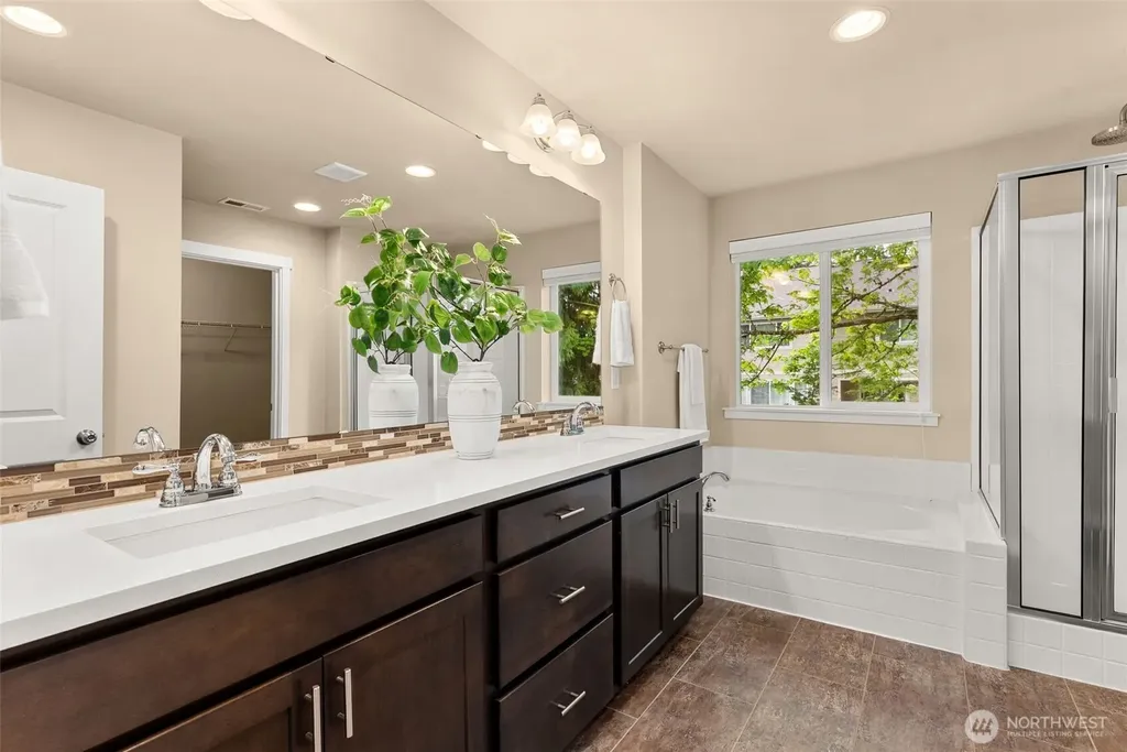 8896 Silverspot Drive SE Tumwater WA 98501