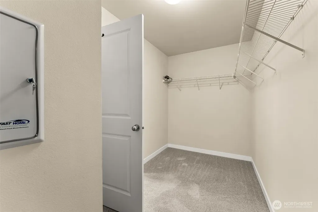 8896 Silverspot Drive SE Tumwater WA 98501