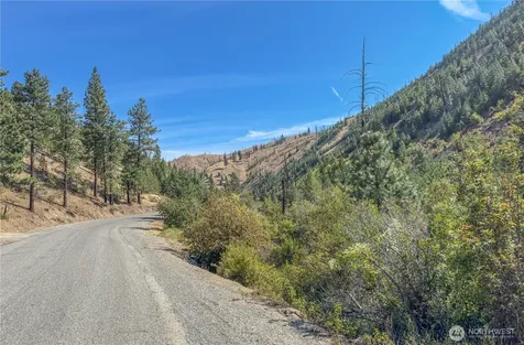 10558 Mud Creek Road Entiat WA 98822